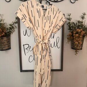 SHEIN Cream Dolman Sleeve V-Neck Midi Sundress